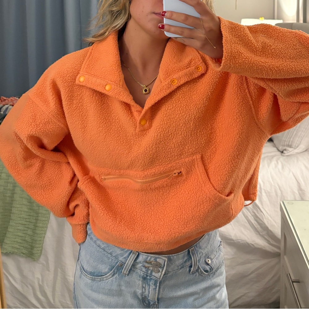 Boutique Le Lis Coral Pullover